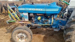 Ford tractor 4610 model 1985 parcel