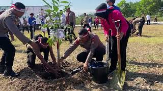 GIAT PENANAMAN POHON POLDA SULSEL DAN POLRESTABES MAKASSAR