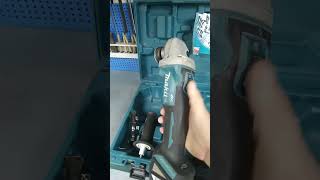 Продам Makita dga511