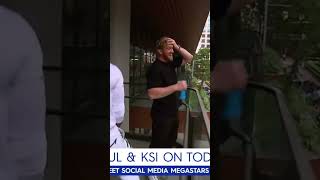 KSI TAKES OFF BANDANA IN SYDNEY AUSTRALIA 🇦🇺 #ksi #loganpaul