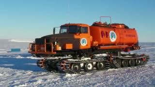 Снегоболотоход-транспортер четырехгусеничный ТС (Урал-5920) / Ural-5920 Tracked Carrier Antarctica