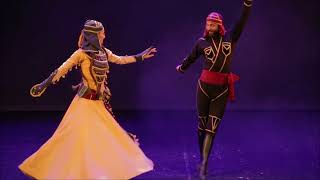 Danza Nacional de Georgia. Artistas invitados: Gvantsa Metrevelli y Lasha Mdzinarashvili