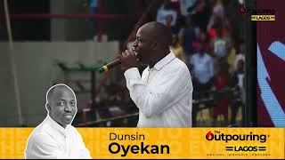 Dunsin Oyekan at The Outpouring Lagos: Anointed Worship