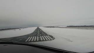 Samara Kurumoch airport landing Embraer 190. slippery runway snow