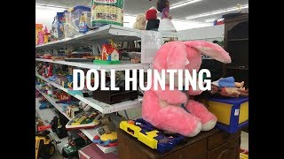 Thrift shop Pullip toy doll hunting