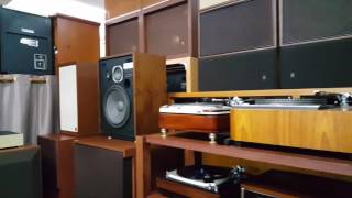 McIntosh  Model. MC 2105  On  test  by  Tho  Audio