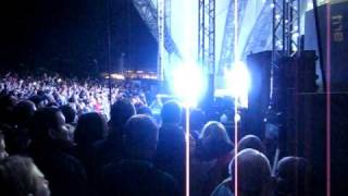 Oasis Live at the Eden Project Sessions July 2009  in crowd video  - 3rd