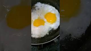 #satisfying#eye eggs for breakfast #viral #youtubeshorts