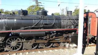 Kiama Picnic Train, Saturday 30 July 2016 - engine in place ready for later return to Sydney