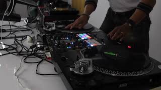 How To Scratch | Beginners Tutorial | DJ Johnny Price