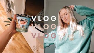 VLOG | FLAT CHATS & I'M GETTING MY TEETH DONE? | EMILY ROSE