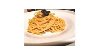 EGG SPAGHETTI WITH BLACK OLIVE.