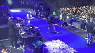 Limp Bizkit - Rollin' (Live @ Vive Latino 2022 - Onstage View w/fan)