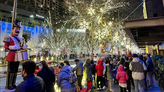 LIVESTREAM - Snowflake Lane Festive Holiday Show, Bellevue, WA