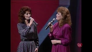 The Judds - Mama He's Crazy(1984)(This Year In Country Music 720p)