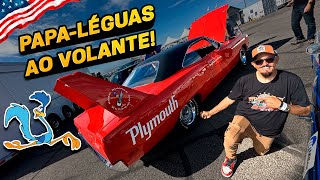 O famoso Papa-leguas! Plymont Road Runner Super Bird em Las Vegas