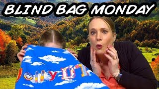 Blind Bag Monday - Episode 232