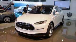 Tesla Model X reservations reveal back seat, 250 mile range