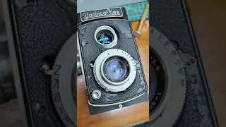 How to disassemble early version Yashicaflex TLR camera