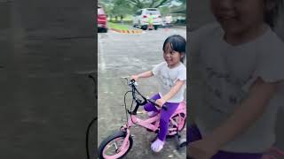 Inday Sara vs. Ate Steph vs. Ate Sab Bike Race