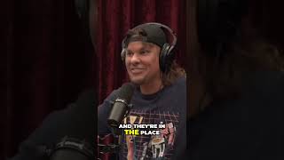 Hot golfers! Joe Rogan and Theo Von