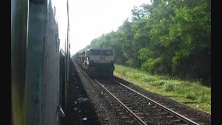 Twin WDG-4s with BCNA rake crossing (HD)