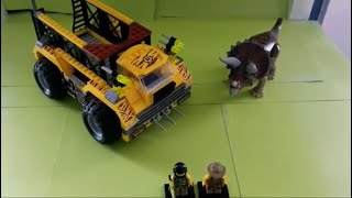 Lego Reviews: (5885) Triceratops Trapper