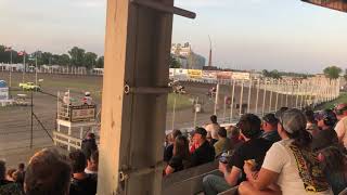 Sprint car racing