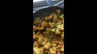 Phoola Kobi Aloo Matar Kasa Recipe | Delicious and Healthy Veg Curry