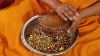 Ngöndro   Demonstration  Making Mandala Offerings in order to Gather the Accumulations