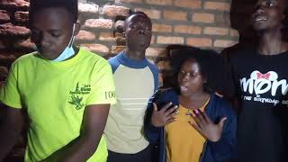 Shallom worship team UR HUYE hamwe na__( ZIMURINDA ) baramije Imana umunezero wari wose @@@@