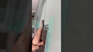 How to compound drywall corners. #diy #youtubeshorts #diyshorts