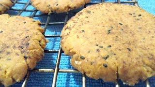 Sesame cookies