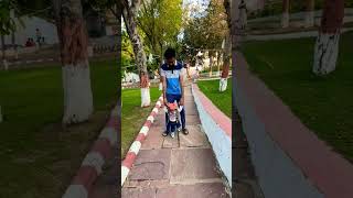 पैदल चलने की ज़िद । #shorts #trendingvideo #viral #ytshorts