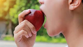 Beware of Apples check this before you give your kids to eat