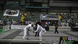 Relson Gracie White Belt Wins Bronze in Light Weight Division at IBJJF Chicago Open 2011