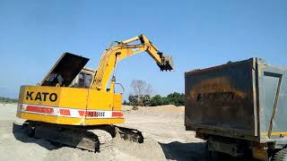 KATO HD 550SE | Easy way to load sand cut track | part - 43 | caterpillar boy