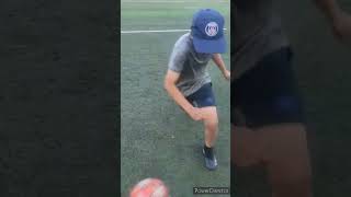 Простой финт в футболе для детей #1на1 #433skills #1on1 #dribbling #football #footballskills #433