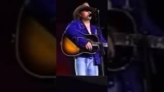 Dwight Yoakam - Love Caught Up To Me