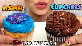 ASMR Cupcakes😋🍰 (Whispering) | Eating Show