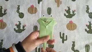 a frog that can open it's mouth: origami  frog