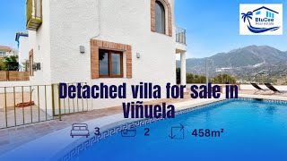 Detached villa for sale in Viñuela