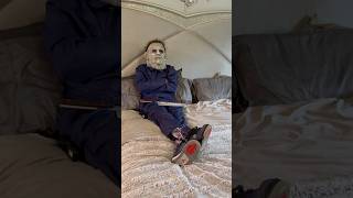 Watching Micheal Myers in a Micheal Myers costume is crazy work #famousgroomsfamily #michealmyers