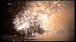 Kölner Lichter 2011 (Ausschnitt) ©WDR, De Höhner, "Su bess de Stadt"