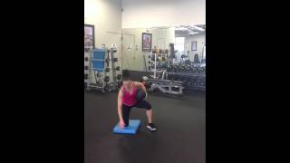 Half Kneeling Cross Chop w/Med Ball