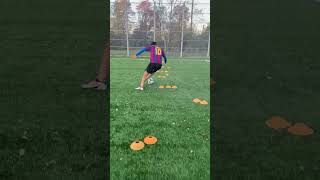 CRAZY footwork drill🔥to improve dribbling #footballskills #soccer #football #soccerskills #skills