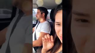 Simone e Kaká no carro Simone conta algumas coisas da sua infância