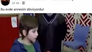 Bu evde annesini dövüyordur