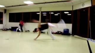 Relaxa Jogar Capoeira Solo 1