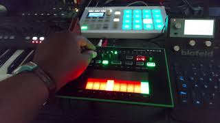 WALDORF BLOFELD, DEEPMIND 6, ROLAND TB3  and MASCHINE MIKRO MK2 song clip demo.